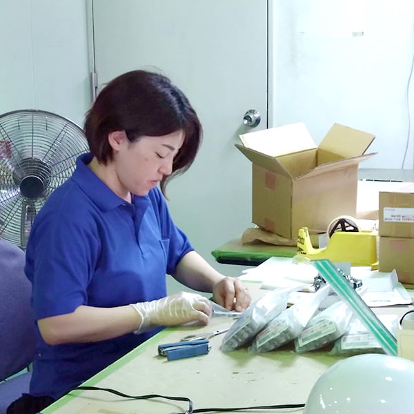 行動力と勇気、自らを進化させる人材を求めています