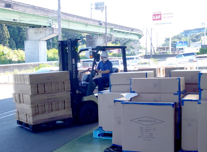 行動力と勇気、自らを進化させる人材を求めています